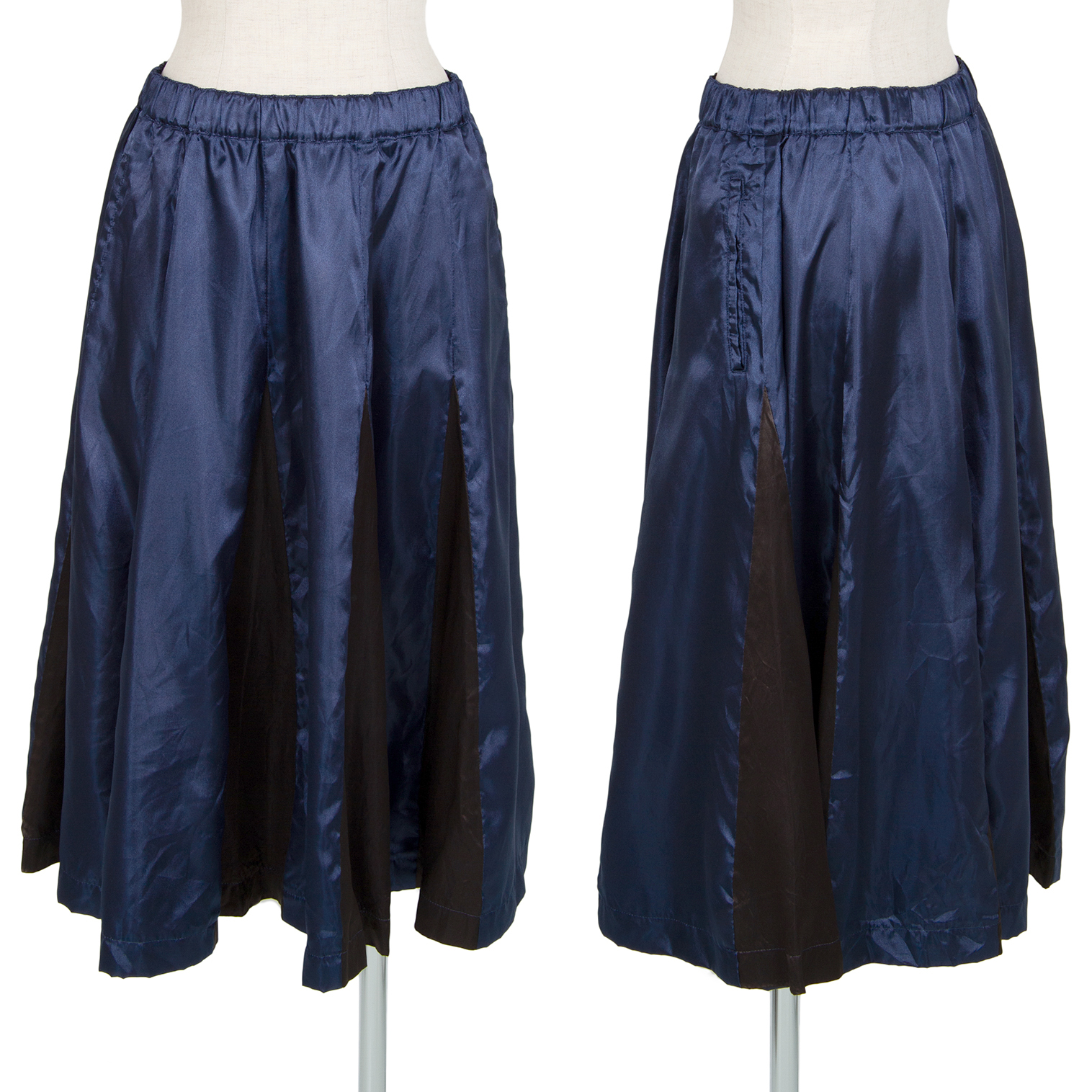 サイズ表記コムデギャルソン 2001年 日本製　ウール100％ ロングフレア スカート M 黒 COMME des GARCONS レディース   【221117】