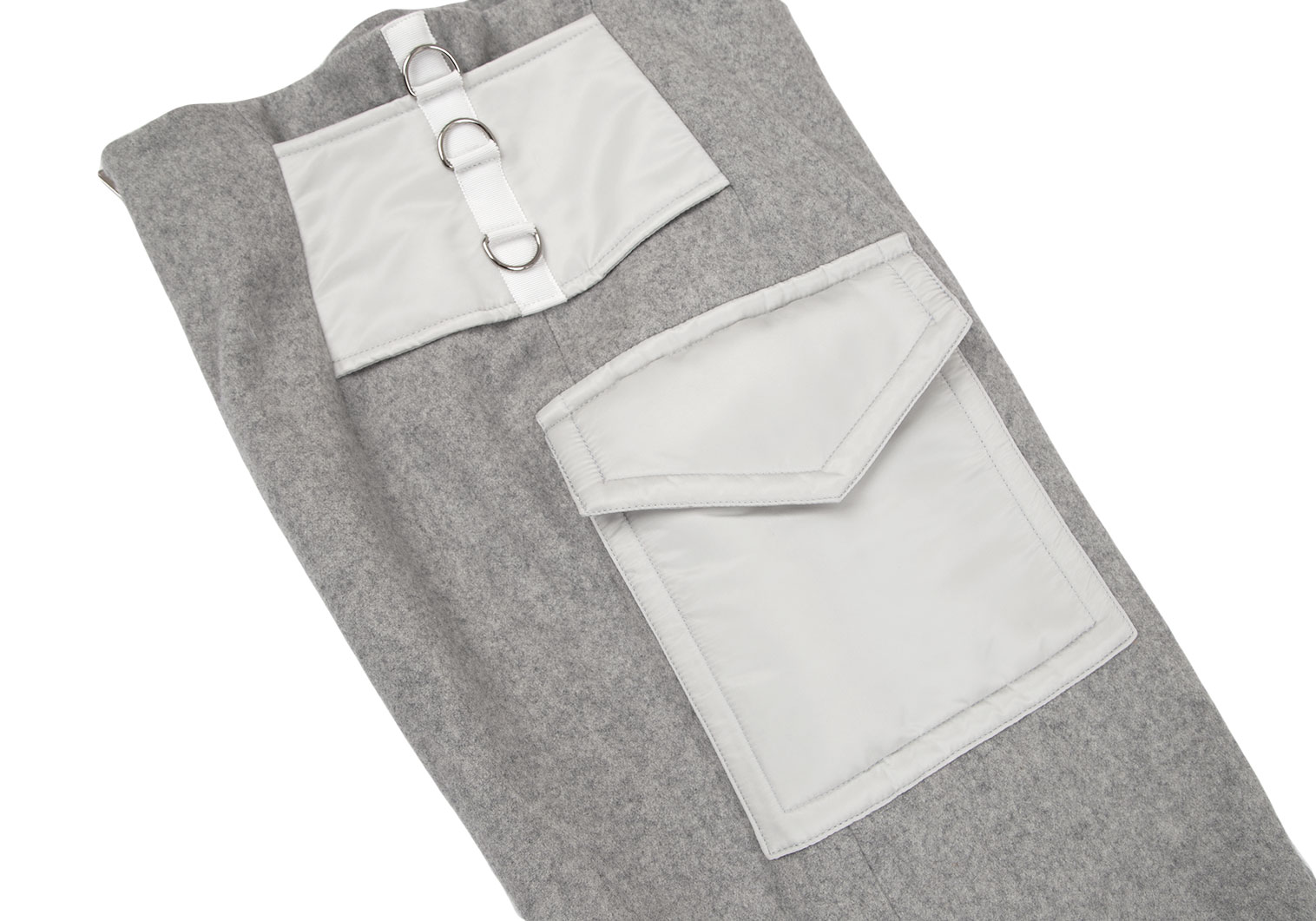 スカート【シャネル】フロントのポケットが素敵なシルバーメタッリックロングスカート＃４２
