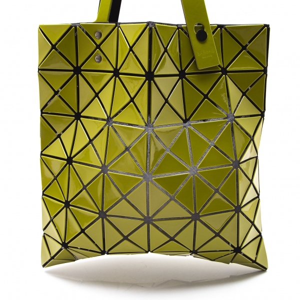 BAO BAO ISSEY MIYAKE 6×6 Lucent Tote Bag Yellow-green | PLAYFUL