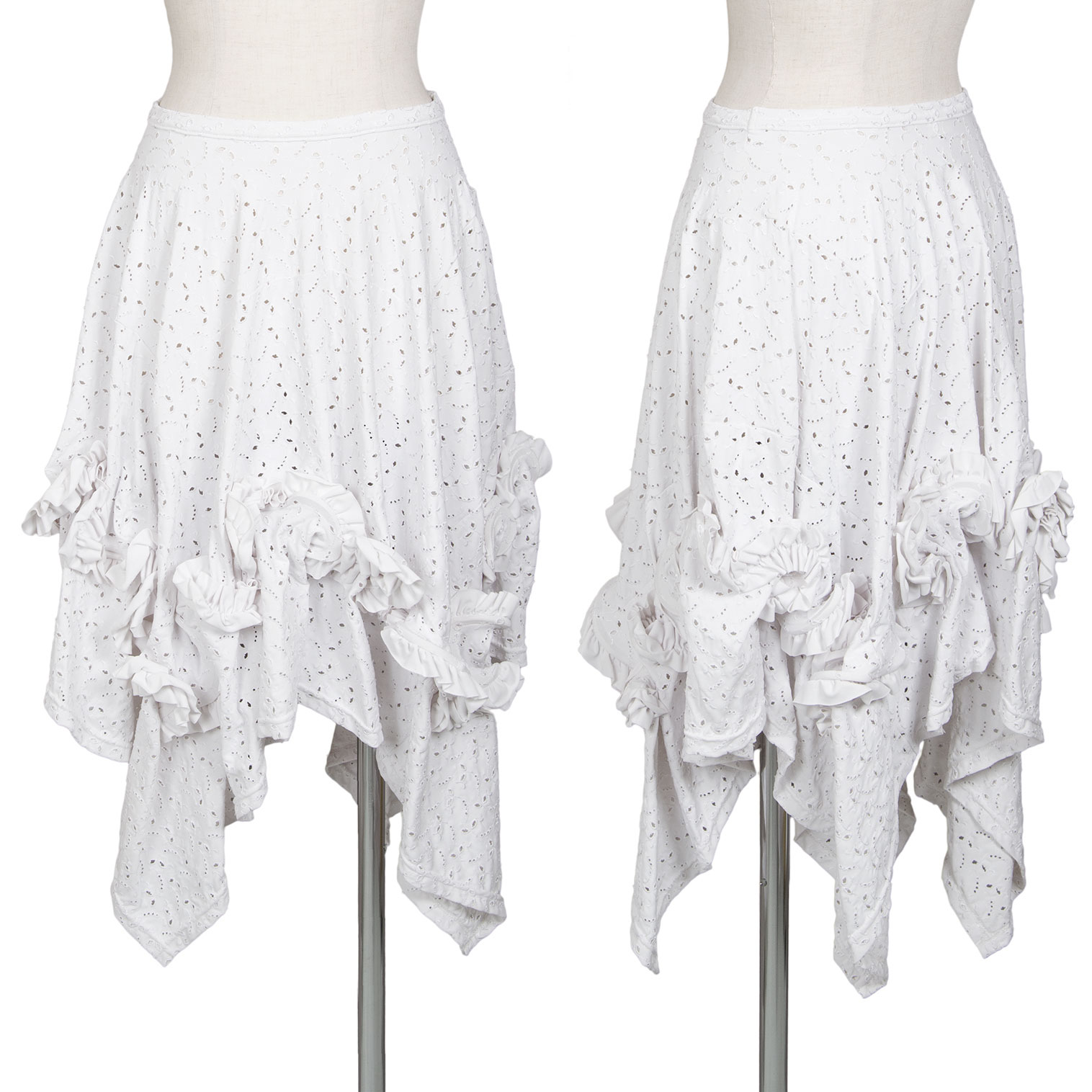 再出品しなおしました【新品 美品】COMME des GARCONS 白スカート