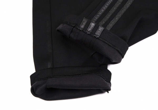 Adidas - Essentials Fleece Tapered Cargo Pant – FLAVOUR '99