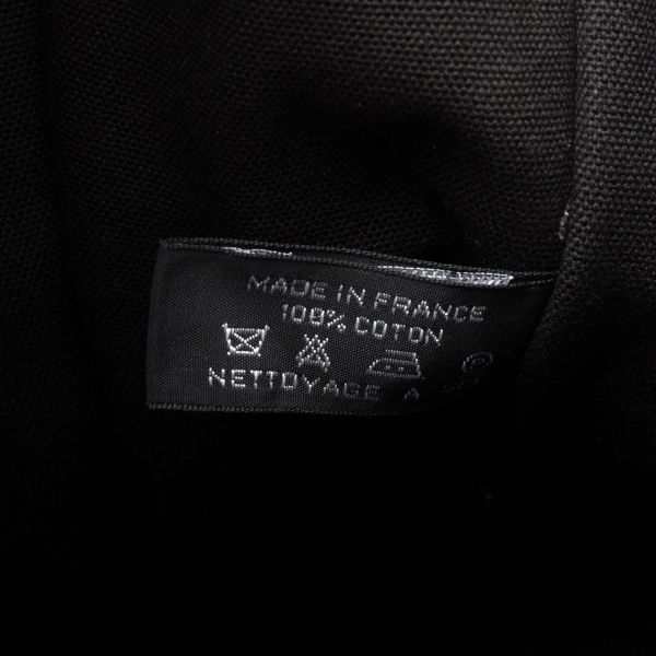 Hermès FOURRE Tout Black Tote Handbag - $289 (75% Off Retail) - From Natasha