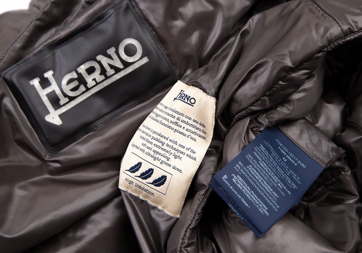 ヘルノ　HERNO  42  Mサイズ　美品　白ダウンコート