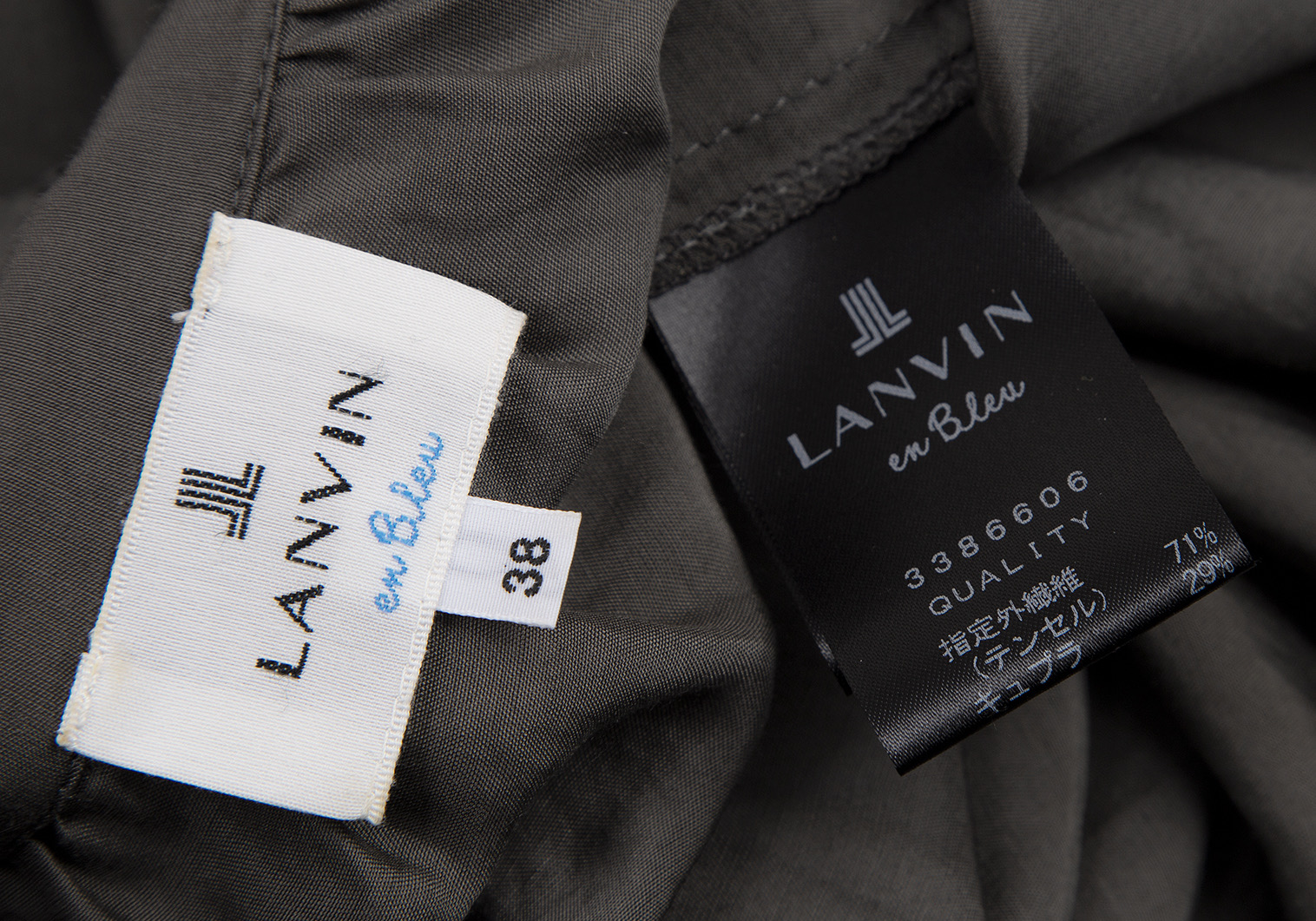 ランバンオンブルーLANVIN en Bleu フロントドレープスキッパー