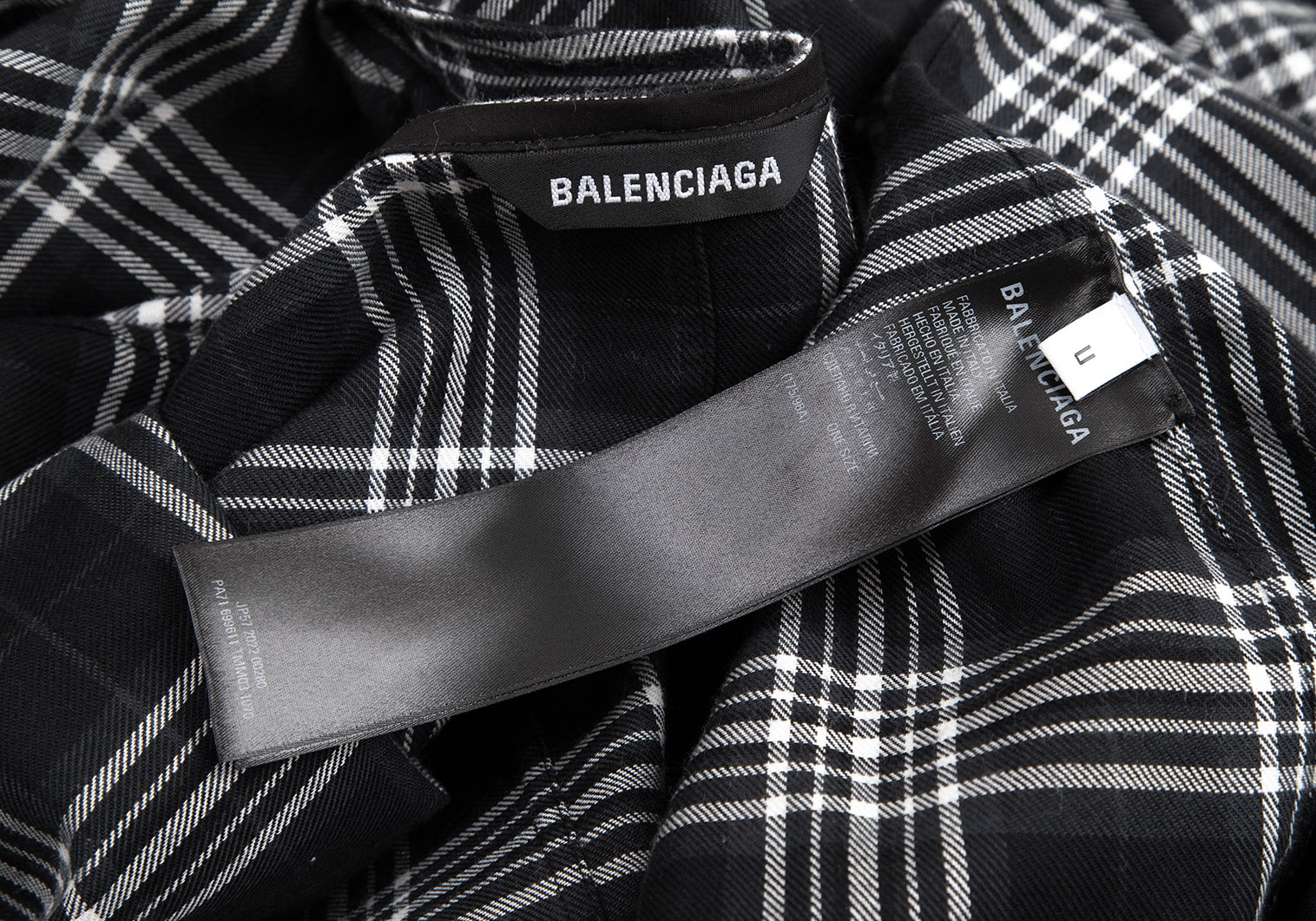イタリア製 BALENCIAGA ノーカラー シャツ / バレンシアガ