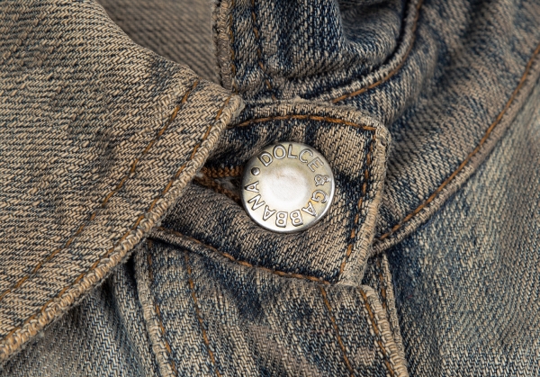 Denim jacket back hi-res stock photography and images - Page 17 - Alamy