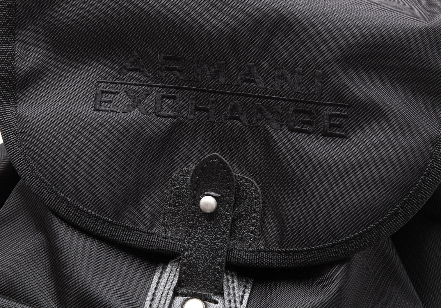 アルマーニ エクスチェンジARMANI EXCHANGE ロゴ刺繍バックパック 黒