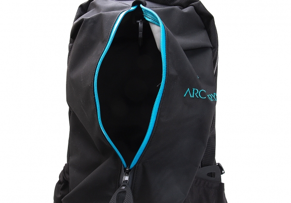 Arc'teryx Arro22 BackPack Black | PLAYFUL