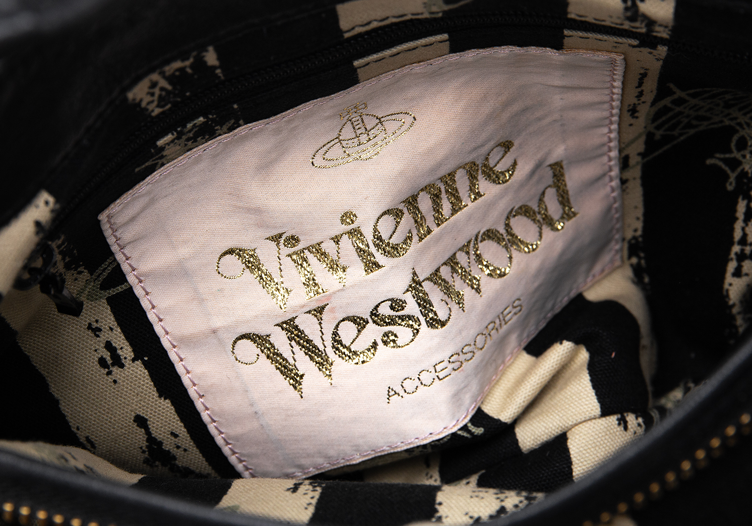 Vivienne Westwood 本革メッシュ編みトートバッグ ブラック（黒）