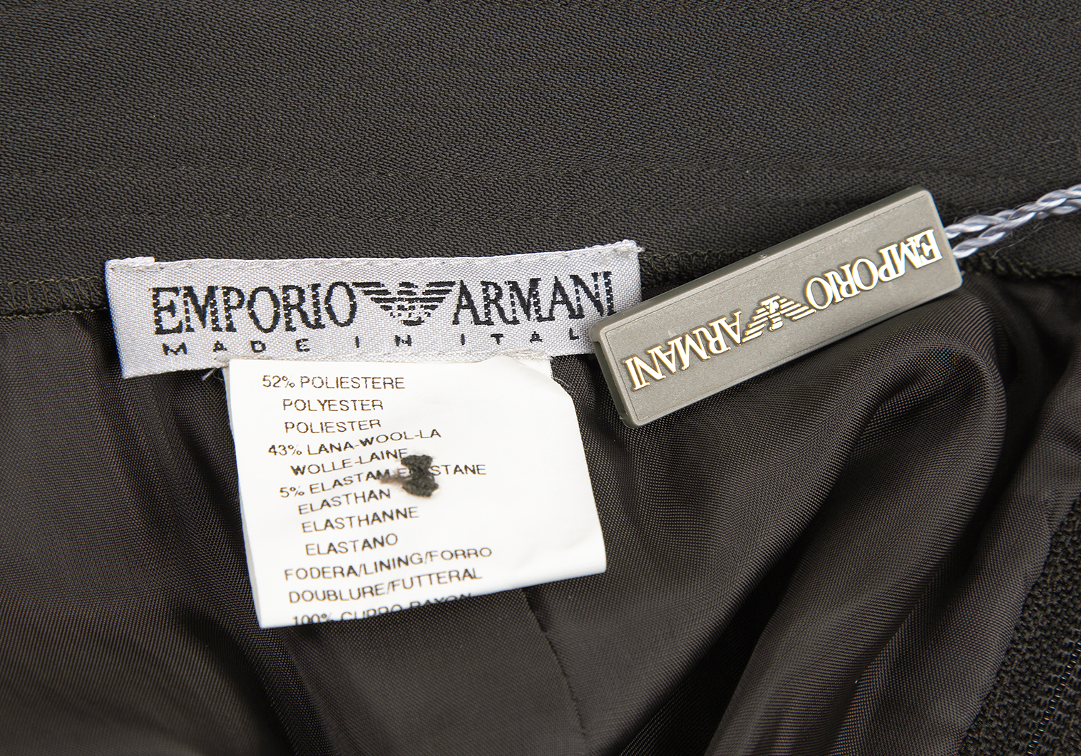 エンポリオ アルマーニEMPORIO ARMANI ポリウール台形スカート 