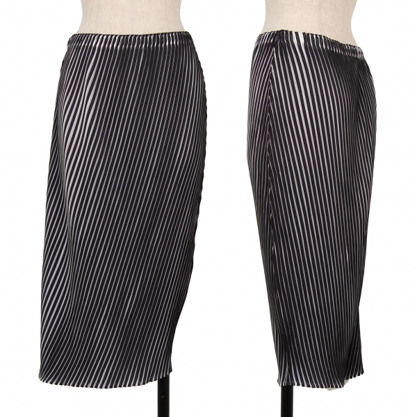 ISSEY MIYAKE Bicolor Curved Pleats Skirt Black,White 3 | PLAYFUL