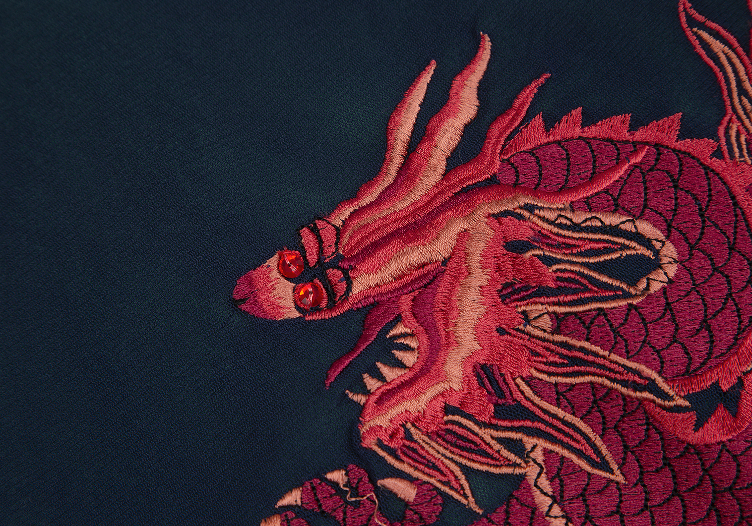 ヴィヴィアンタム カットソー ノースリーブ ドラゴン刺繍 日本製 XS 黒 赤