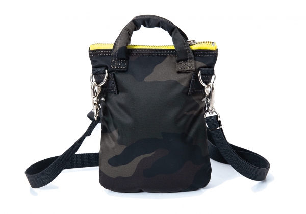 PORTER HOWL WOODLAND CAMO HELMETBAG MINI Forest green | PLAYFUL