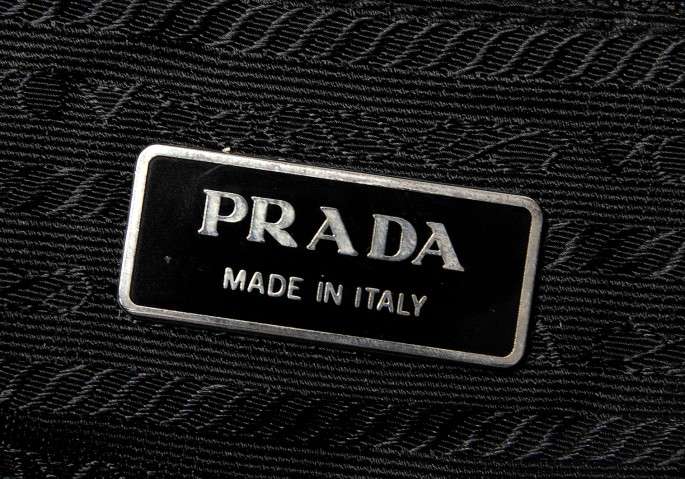 プラダPRADA ナイロントートバッグ VELA SPORT 黒