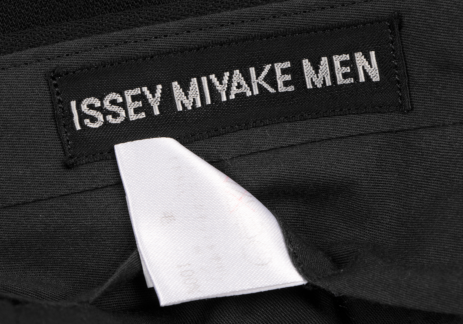 イッセイミヤケメンISSEY MIYAKE MEN ウールツータックパンツ 黒XL