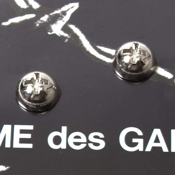 コムデギャルソンオムプリュスCOMME des GARCONS HOMME PLUS 缶バッチ 黒