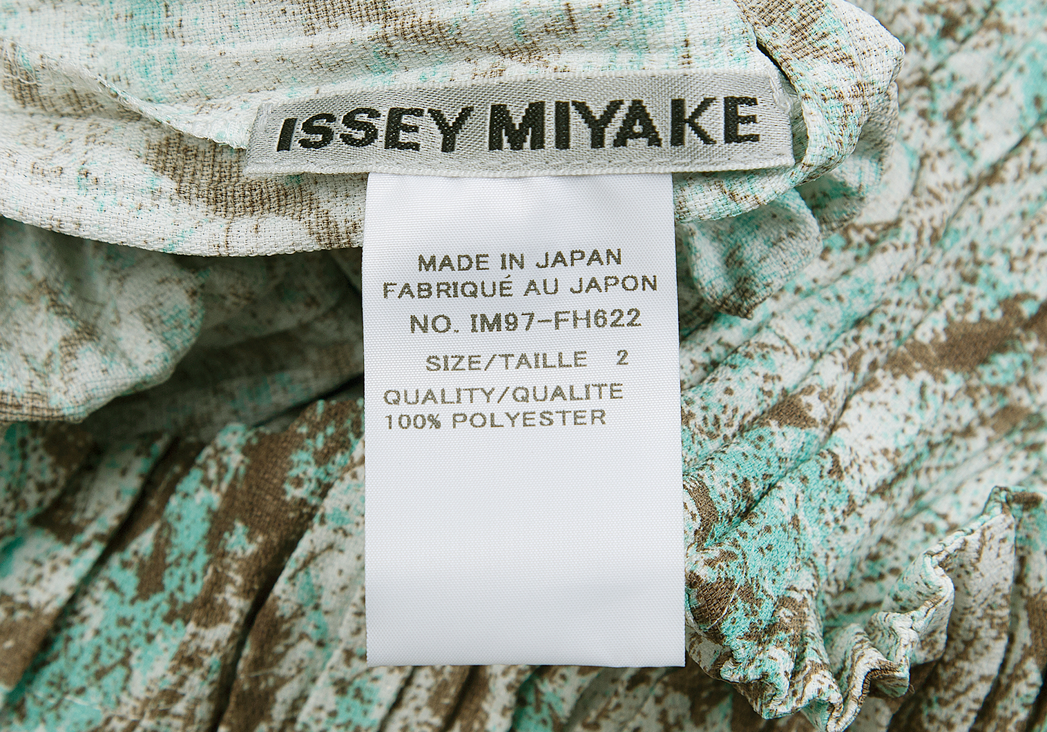 SALE】イッセイミヤケISSEY MIYAKE シワプリーツペイント５分袖