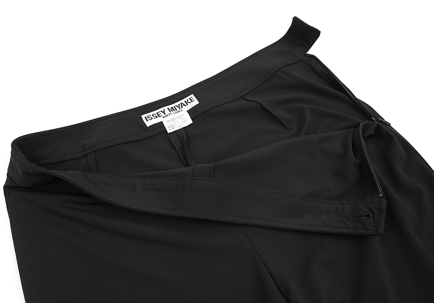 イッセイミヤケ ウールタック ワイドパンツ ストレッチ 3 黒 ブラック36cm裾幅