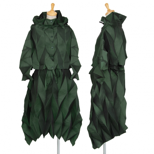 ISSEY MIYAKE FETE Pleats Shiny Skirt Green 2 | PLAYFUL